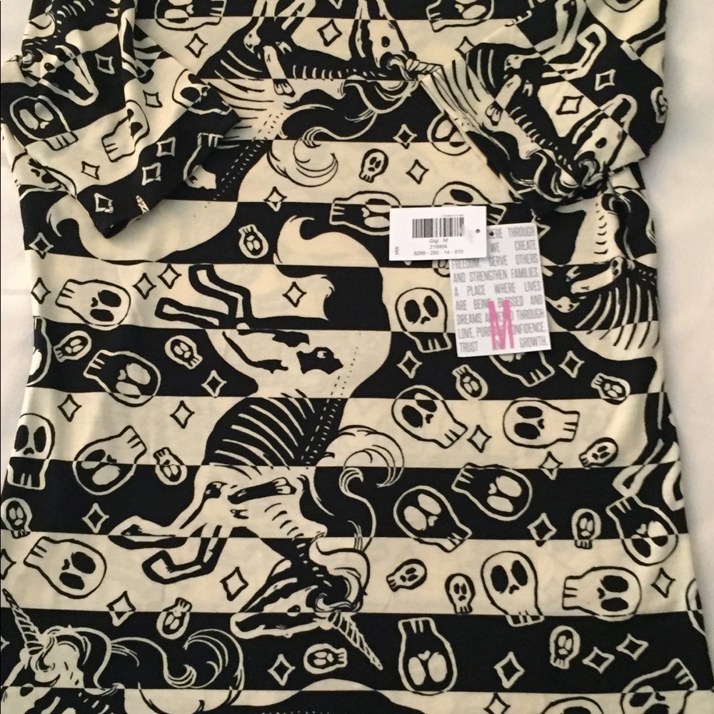 *SOLD* LuLaRoe Halloween Gigi M Skellicorn Skulls - Picture 4 of 8
